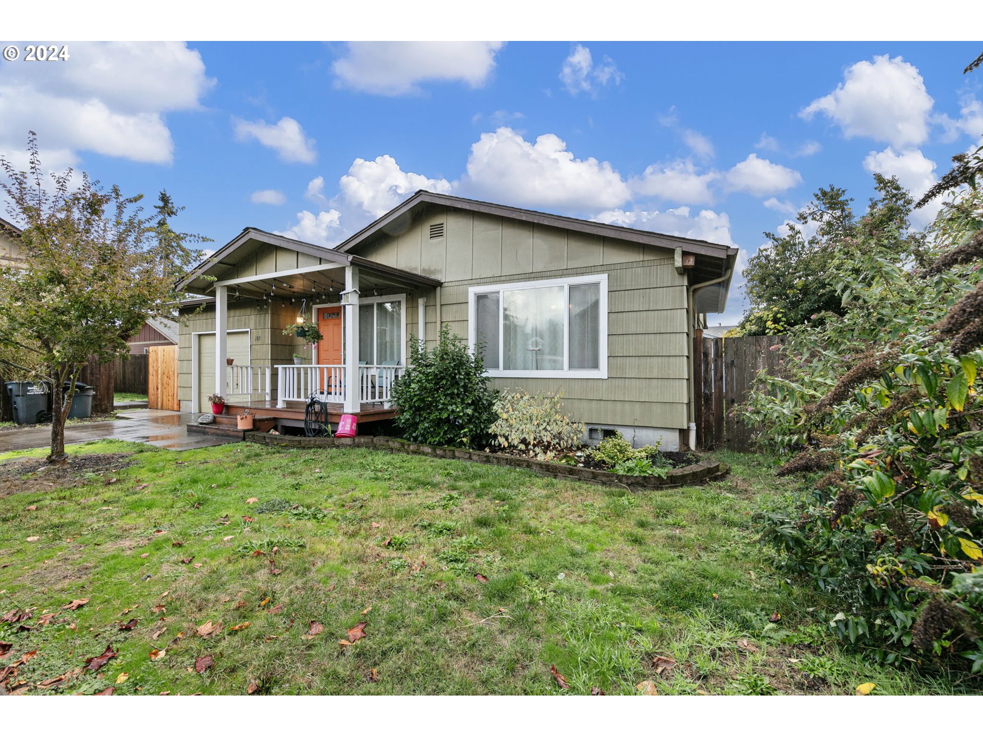 183 35th Street Springfield, OR 97478 - Photo 1 of 36 a view of a house with a yard