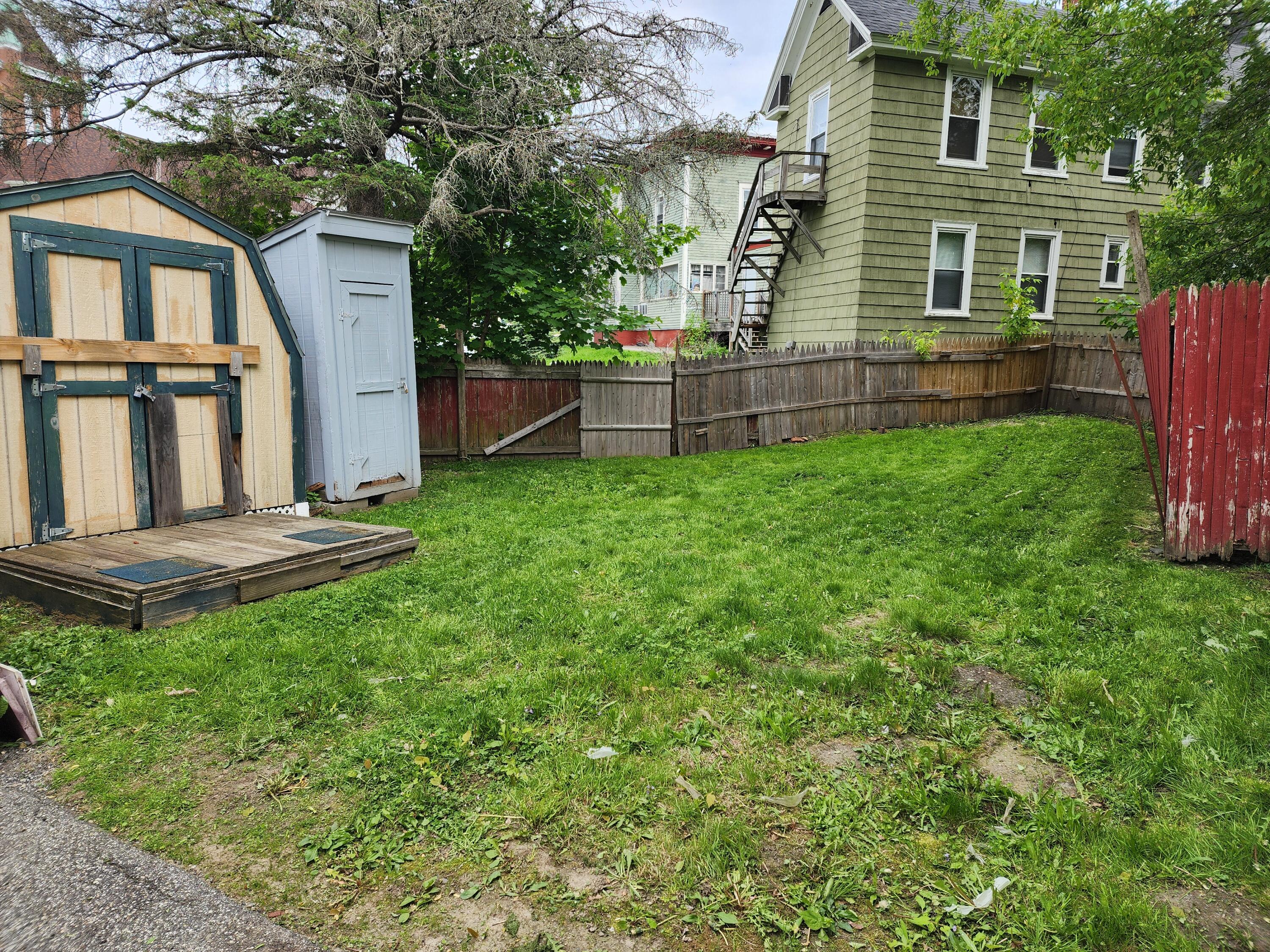 89 Oak Street Lewiston, ME 04240 - Photo 4 of 20 20250529_152443