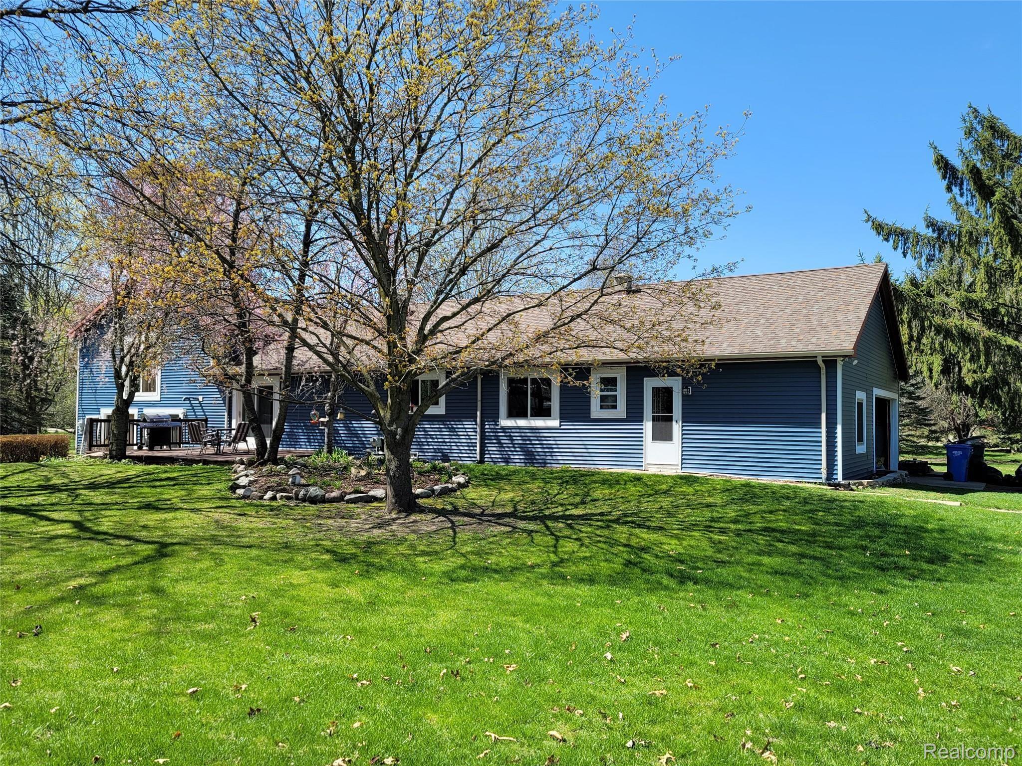2511 Itsell Road Howell, MI 48843 - Photo 8 of 46 20210413_124245.jpg