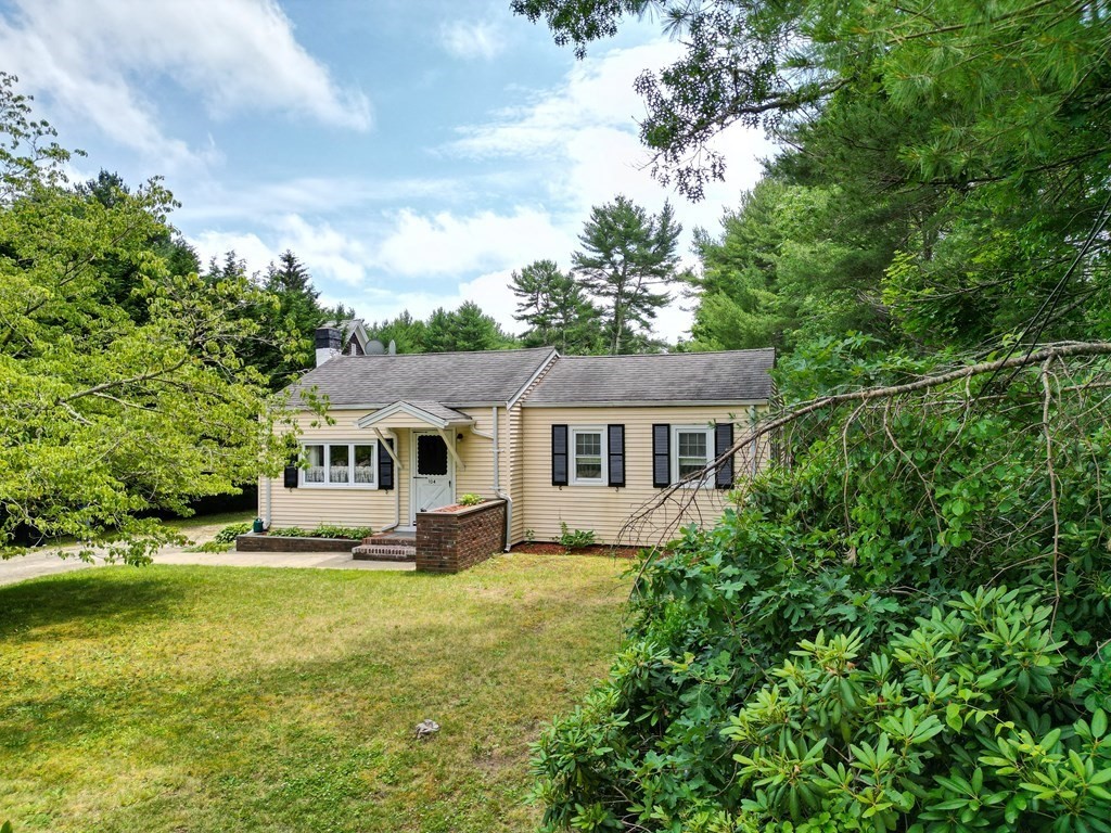 104 Marion Road Rochester, MA 02770 - Photo 1 of 31
