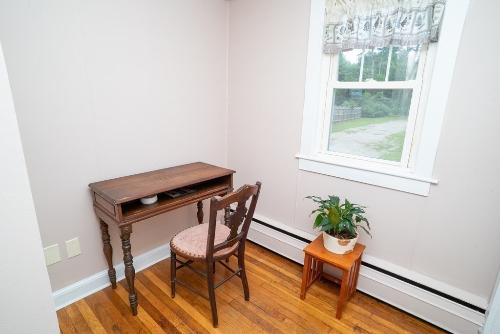 104 Marion Road Rochester, MA 02770 - Photo 13 of 31