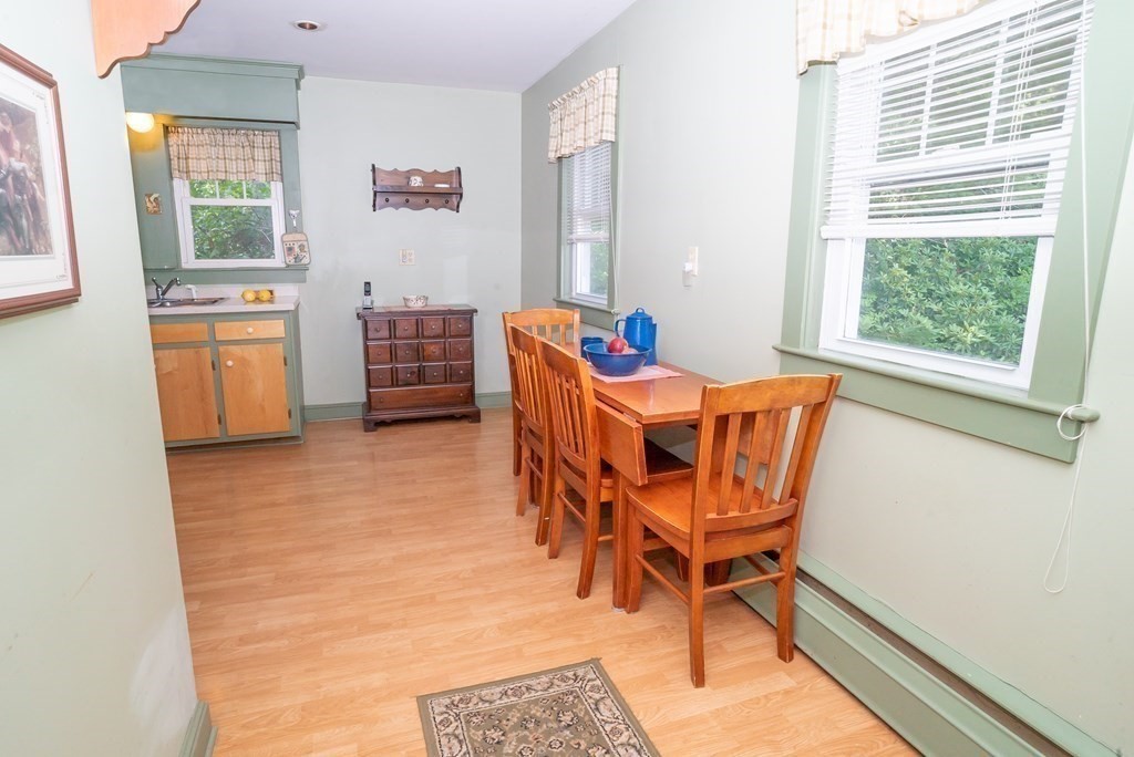 104 Marion Road Rochester, MA 02770 - Photo 6 of 31