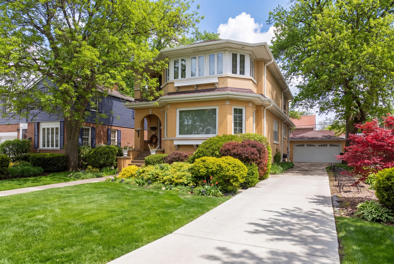 1605 South Fairview Avenue Park Ridge, IL 60068 - Photo 2 of 31 a front view of a house with a yard