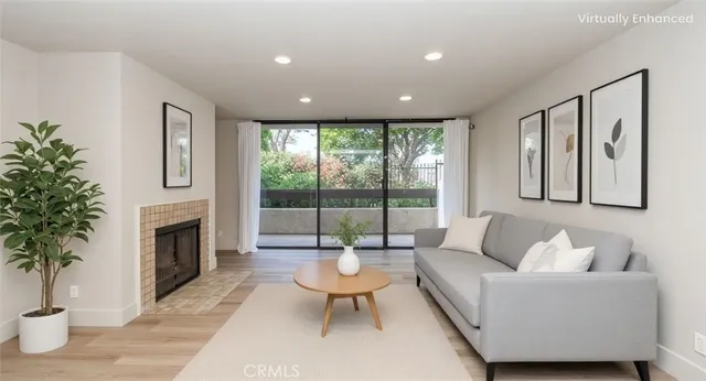 $549,000 | 1900 Vine Street, Unit 214, Los Angeles, CA 90068