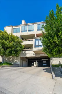$549,000 | 1900 Vine Street, Unit 214, Los Angeles, CA 90068
