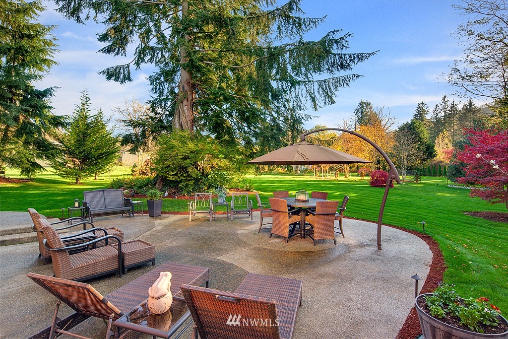 10603 Upper Preston Road Southeast Issaquah, WA 98027 - Photo 22 of 25 Gallery Image 22