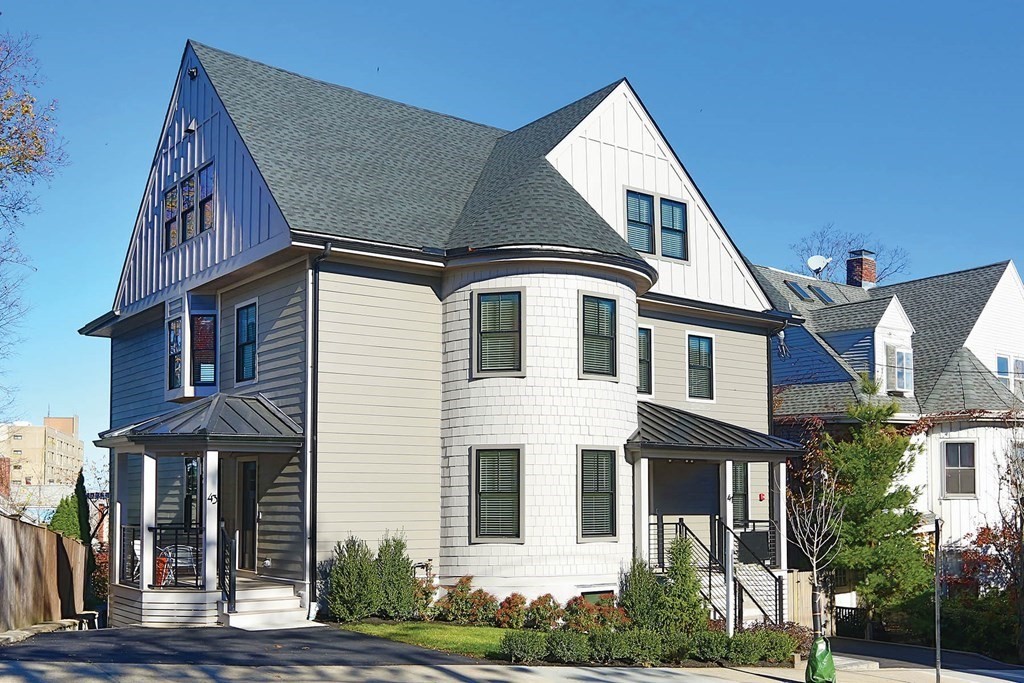 43 Summit Avenue, Unit 43 Brookline, MA 02446 - Photo 2 of 29