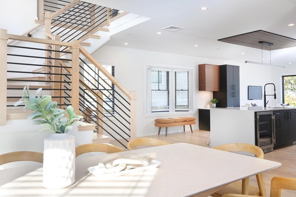 43 Summit Avenue, Unit 43 Brookline, MA 02446 - Photo 3 of 29