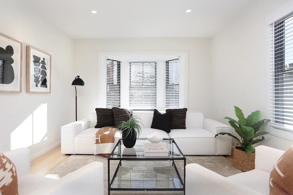 43 Summit Avenue, Unit 43 Brookline, MA 02446 - Photo 6 of 29