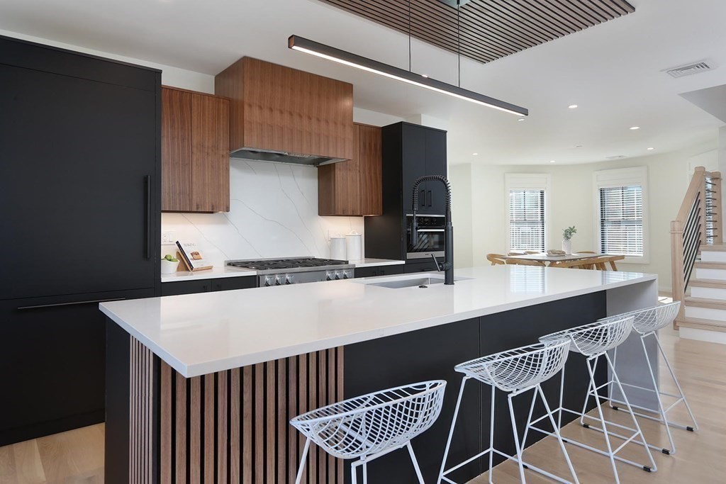 43 Summit Avenue, Unit 43 Brookline, MA 02446 - Photo 8 of 29