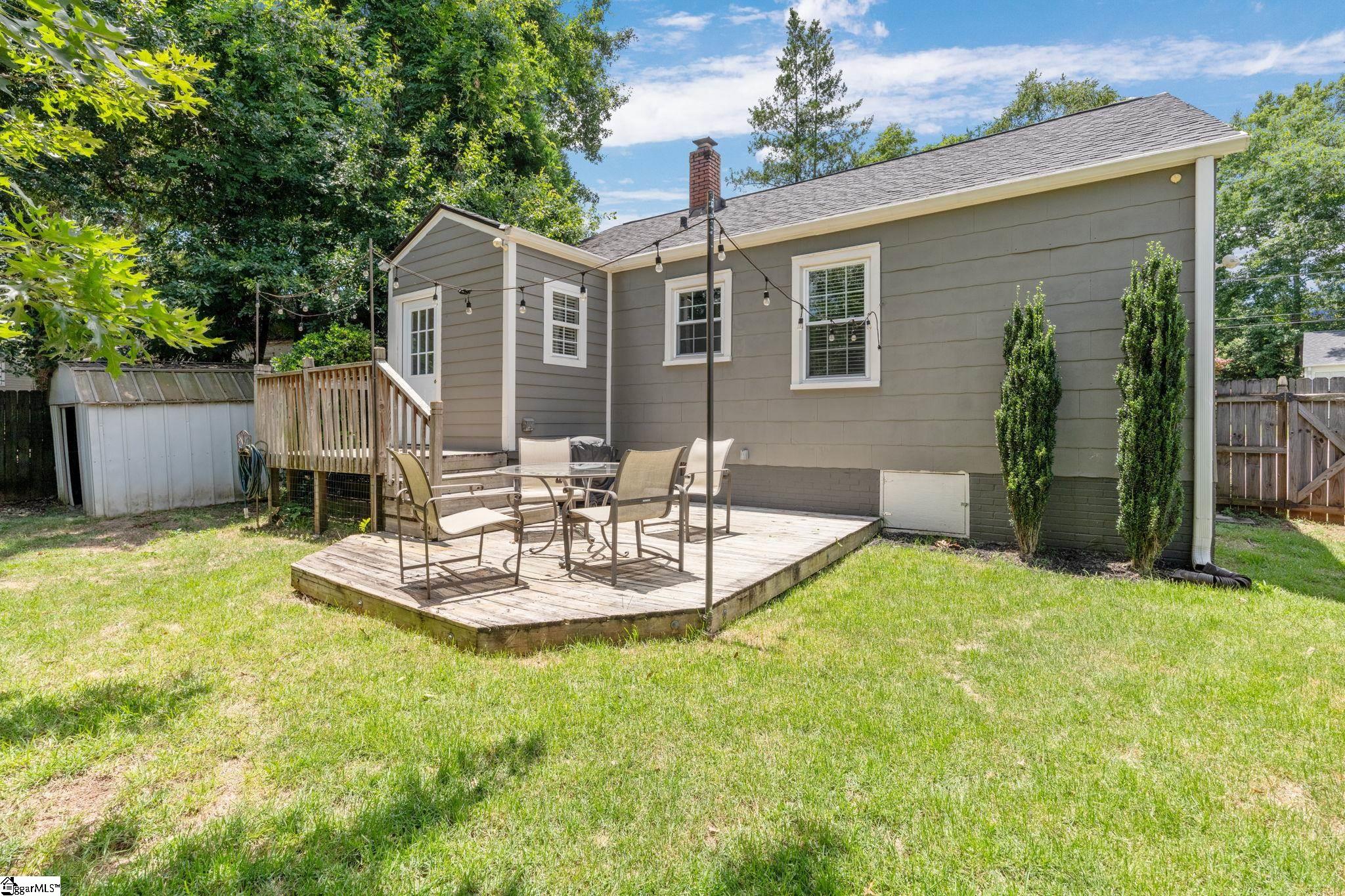 11 Tabor Street Greenville, SC 29609 - Photo 26 of 29