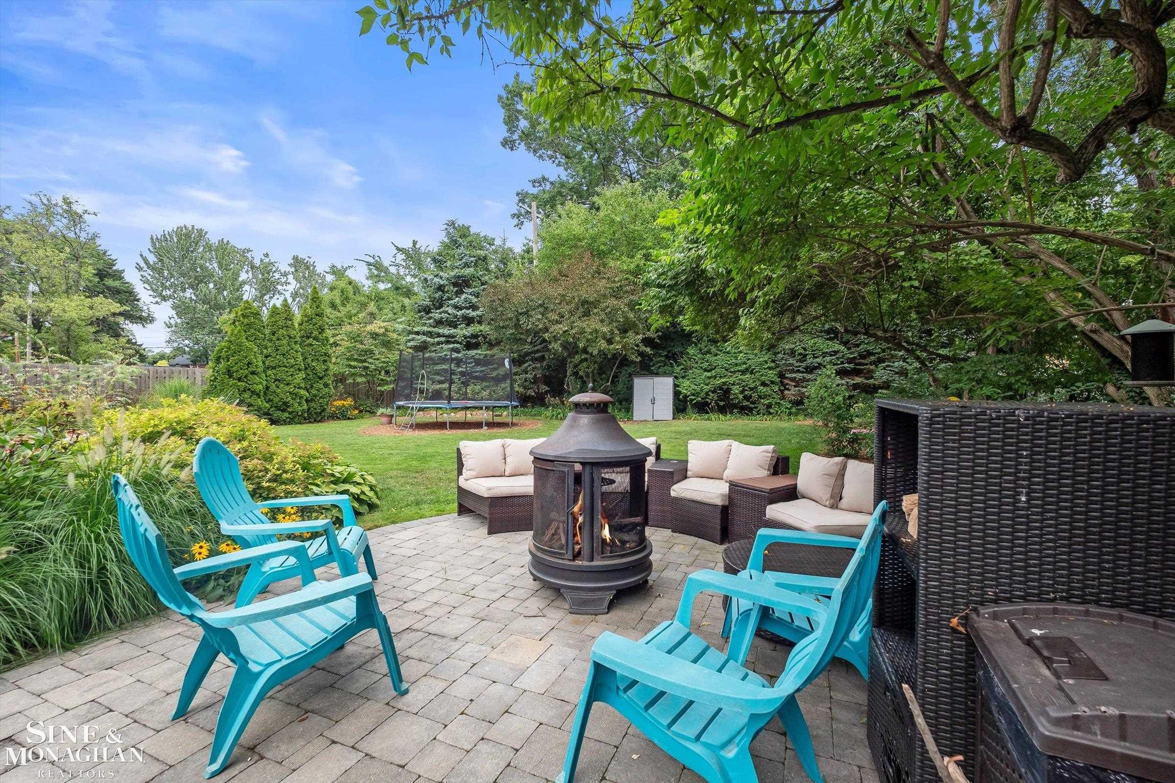 552 Middlesex Road Grosse Pointe, MI 48230 - Photo 46 of 60 50199096-372F6C05-DAE8-415F-96E1-67DD5F804702.JPG