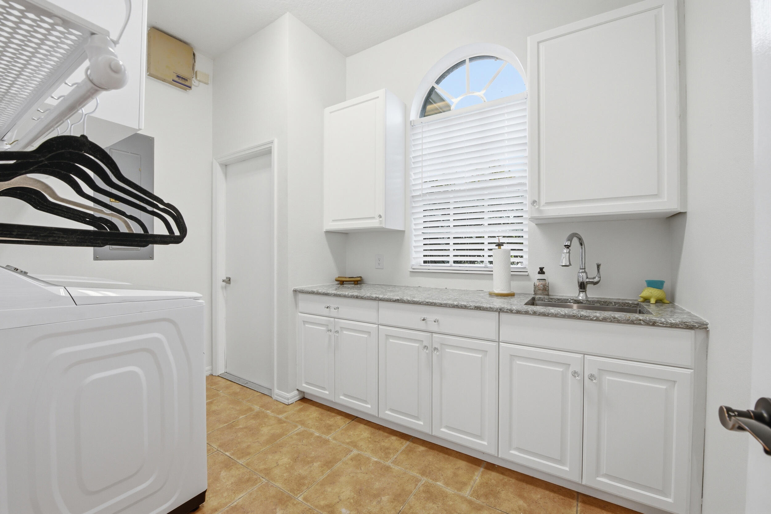 2598 Southeast Hamden Road Port St. Lucie, FL 34952 - Photo 27 of 51 32__dsc4671