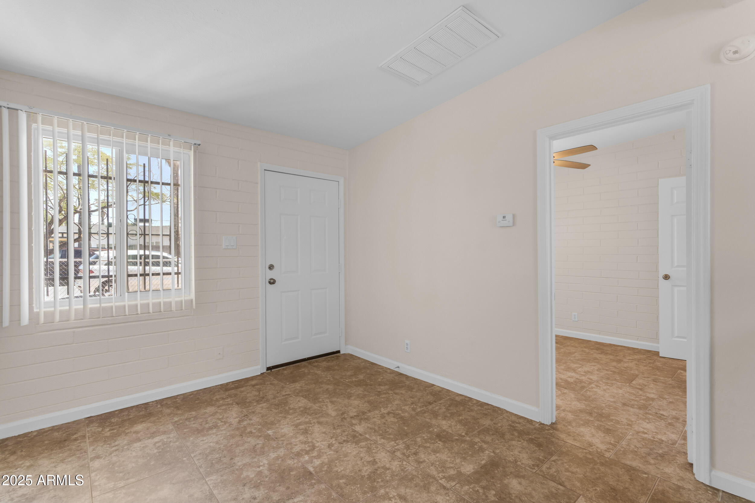 502 North 11th Street, Unit 1 Phoenix, AZ 85006 - Photo 6 of 17 12_043_a4m_sm (1)