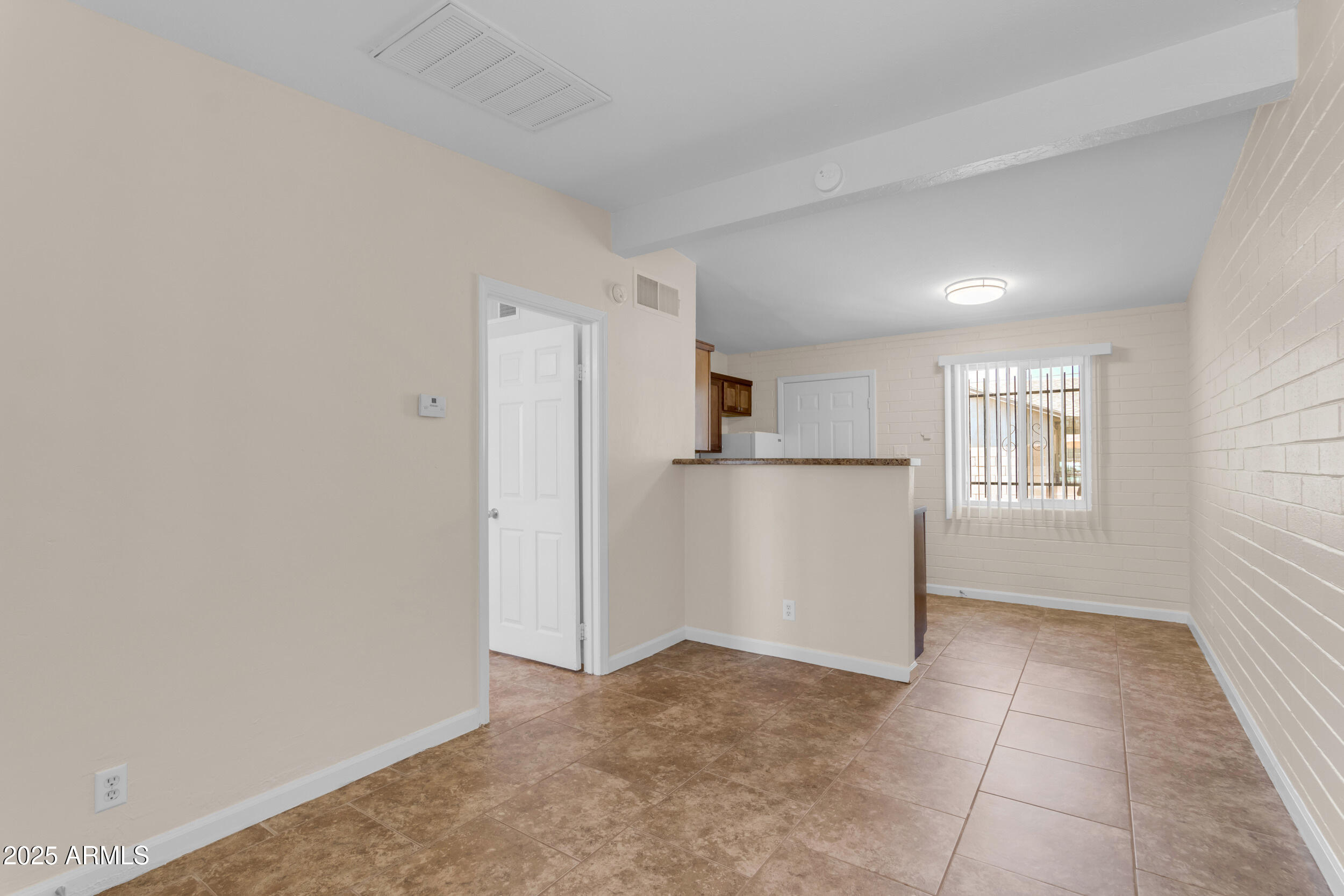 502 North 11th Street, Unit 1 Phoenix, AZ 85006 - Photo 7 of 17 13_046_a4m_sm (1)