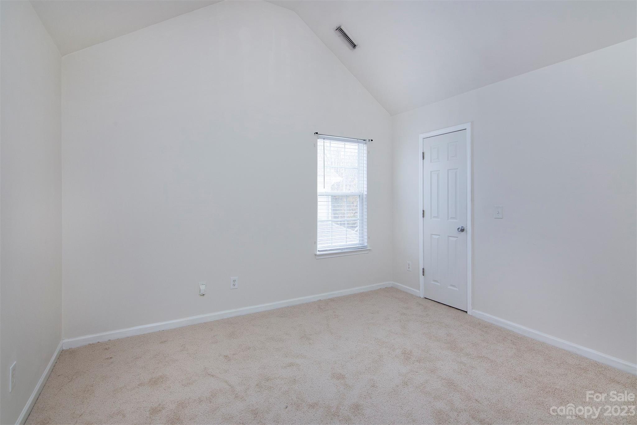 9629 Rothman Lane Charlotte, NC 28215 - Photo 20 of 24 an empty room with a window