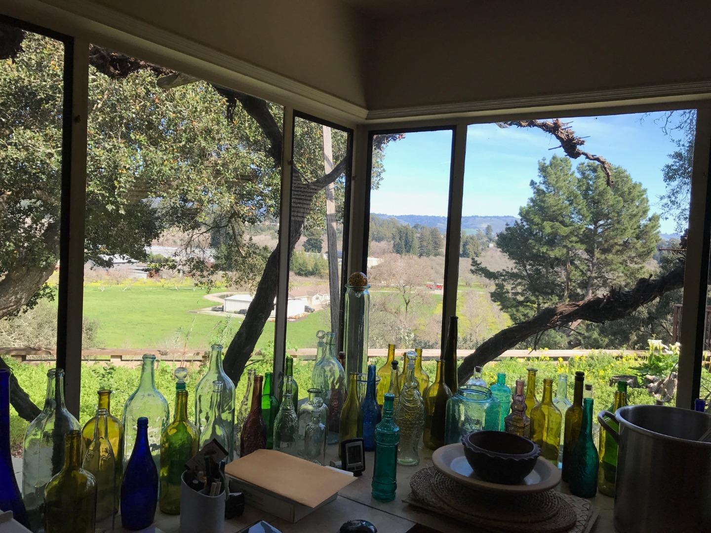36 Merk Road Corralitos, CA 95076 - Photo 10 of 19 Gallery Image 10