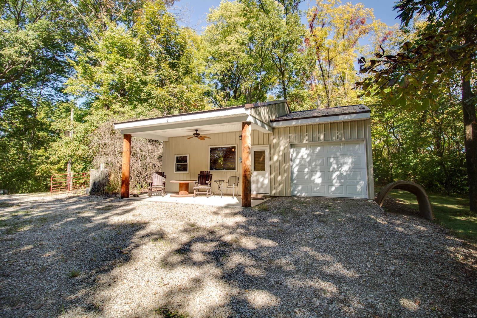 32790 East Dutch Lane, Brighton, IL 62012 Compass