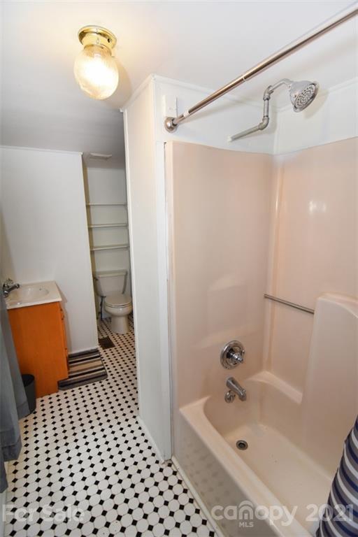 2138 Enon Road Morganton, NC 28655 - Photo 15 of 25 Gallery Image 15