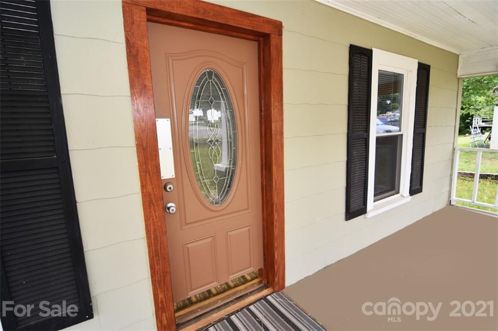 2138 Enon Road Morganton, NC 28655 - Photo 5 of 25 Gallery Image 5