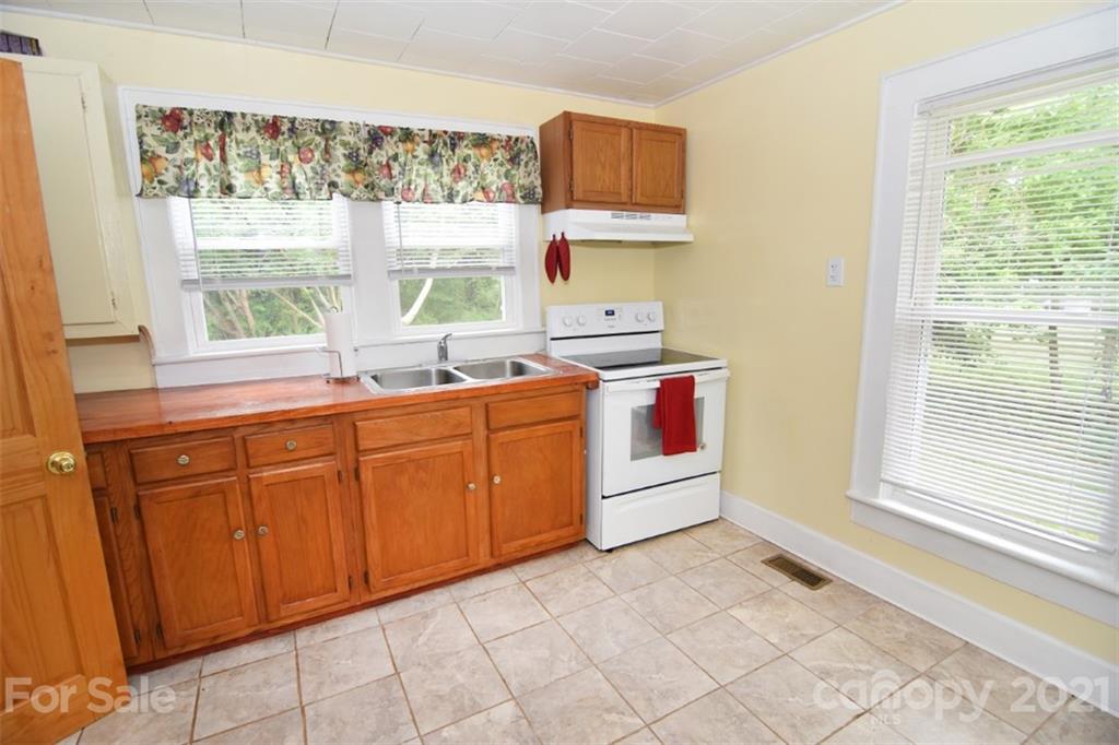 2138 Enon Road Morganton, NC 28655 - Photo 6 of 25 Gallery Image 6
