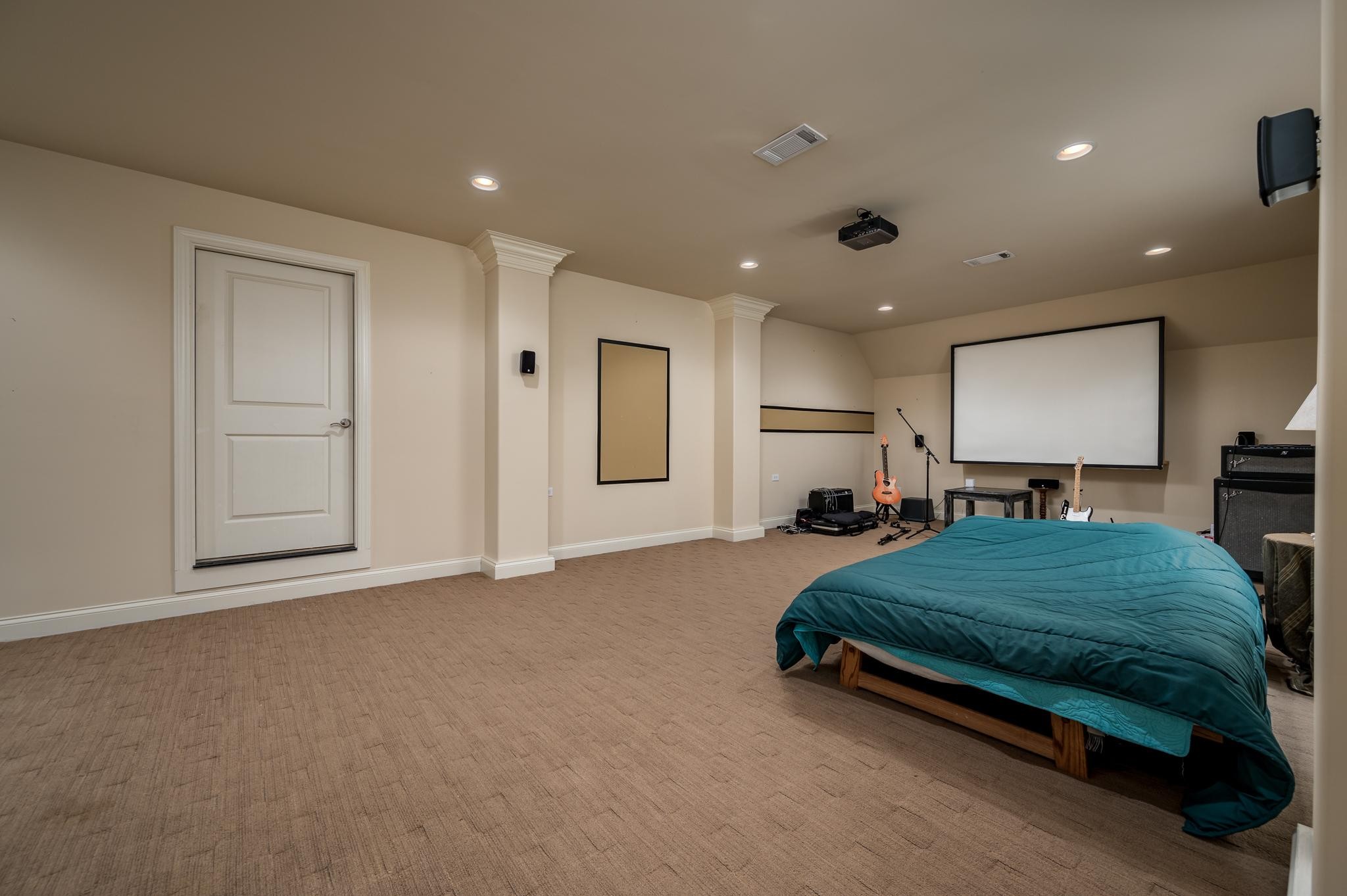 6201 Windrow Road Rockvale, TN 37153 - Photo 29 of 49 a spacious bedroom with a bed and a lamp