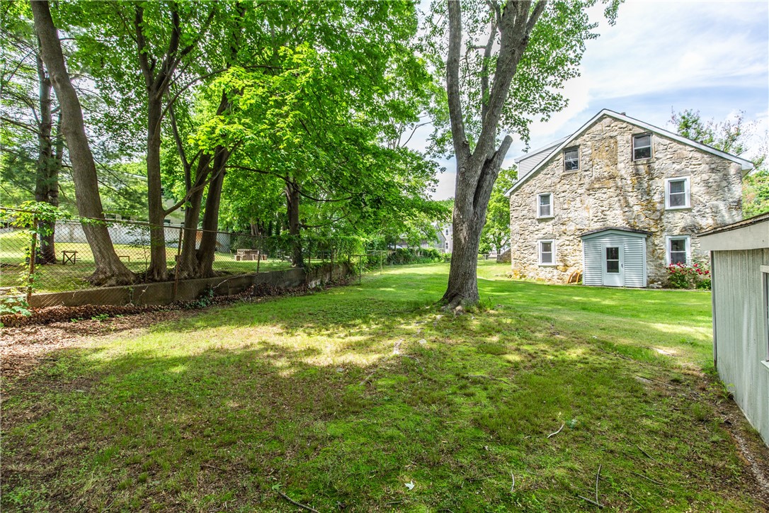 57 River Road Smithfield, RI 02917 - Photo 7 of 49