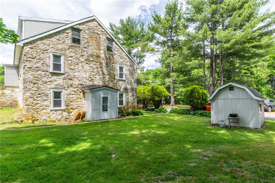 57 River Road Smithfield, RI 02917 - Photo 8 of 49