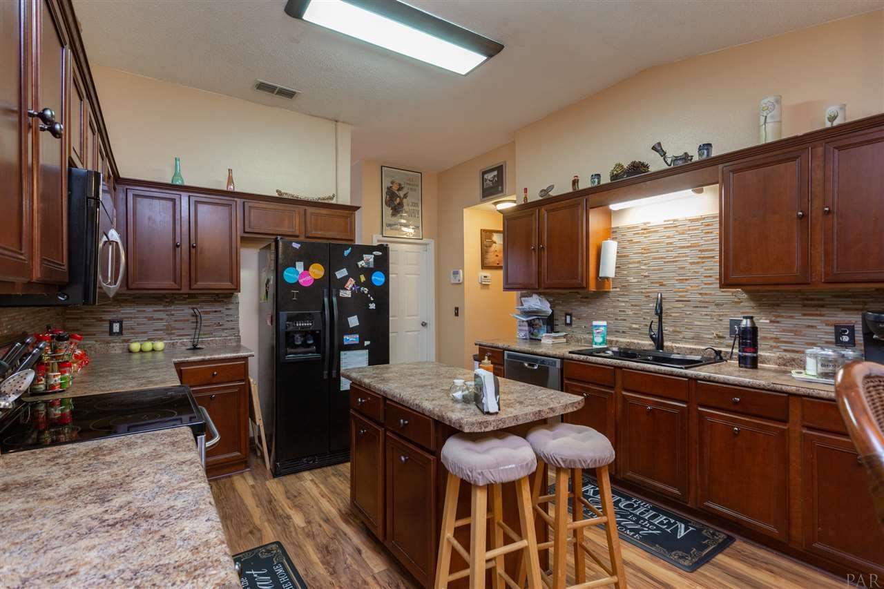 3202 Moss Point Lane Cantonment, FL 32533 - Photo 12 of 35