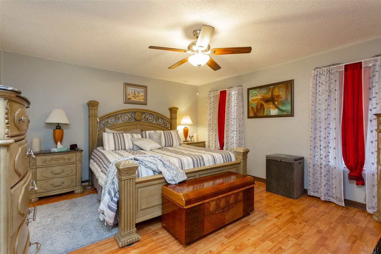 3202 Moss Point Lane Cantonment, FL 32533 - Photo 14 of 35