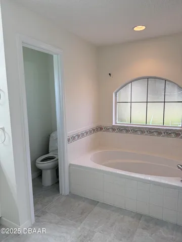 $2,500 | 3727 Sunrise Oaks Drive, Port Orange, FL 32129