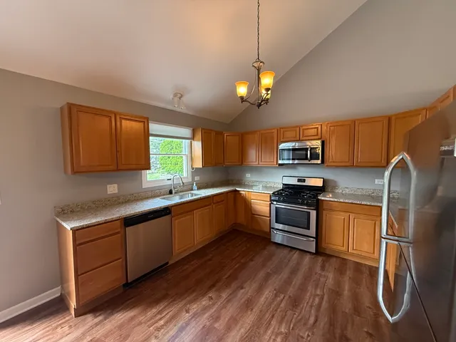 $387,500 | 1715 Pembrook Court, Plainfield, IL 60586