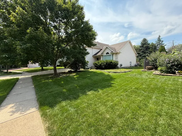 $387,500 | 1715 Pembrook Court, Plainfield, IL 60586