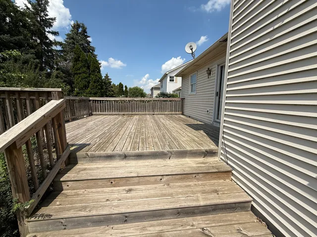 $387,500 | 1715 Pembrook Court, Plainfield, IL 60586