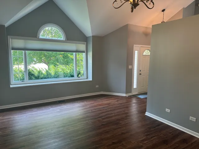 $387,500 | 1715 Pembrook Court, Plainfield, IL 60586