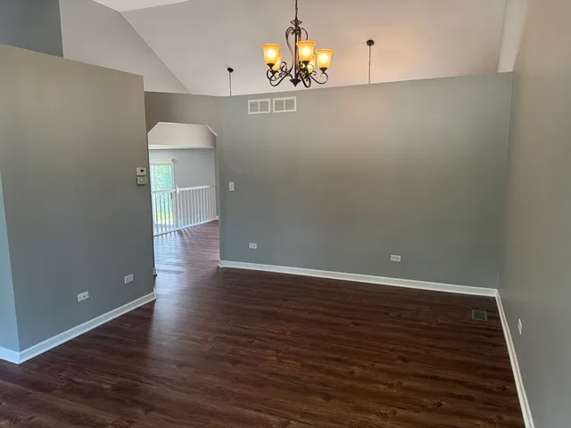 $387,500 | 1715 Pembrook Court, Plainfield, IL 60586