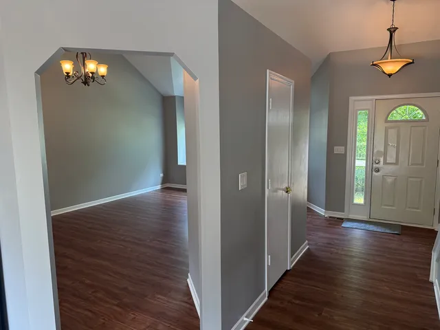 $387,500 | 1715 Pembrook Court, Plainfield, IL 60586