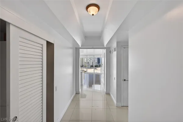 $3,300 | 322 Karen Avenue, Unit 1008, Las Vegas, NV 89109