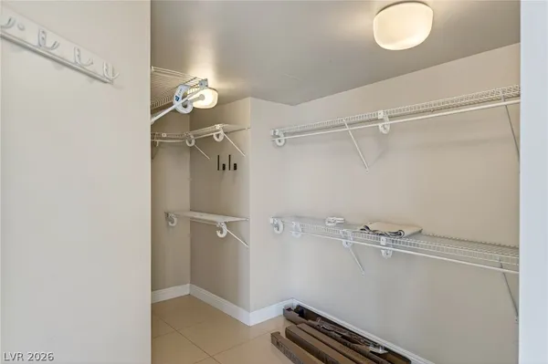 $3,300 | 322 Karen Avenue, Unit 1008, Las Vegas, NV 89109