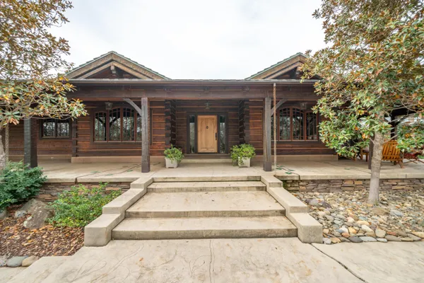 $1,900,000 | 15900 El Camino Robles Road, Redding, CA 96001