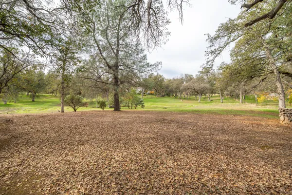 $1,900,000 | 15900 El Camino Robles Road, Redding, CA 96001
