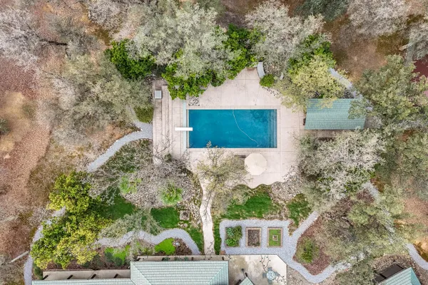 $1,900,000 | 15900 El Camino Robles Road, Redding, CA 96001