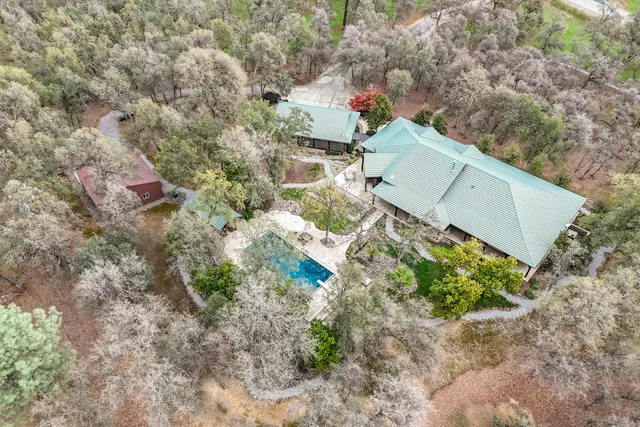 $1,900,000 | 15900 El Camino Robles Road, Redding, CA 96001