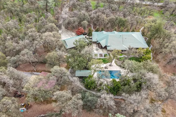 $1,900,000 | 15900 El Camino Robles Road, Redding, CA 96001