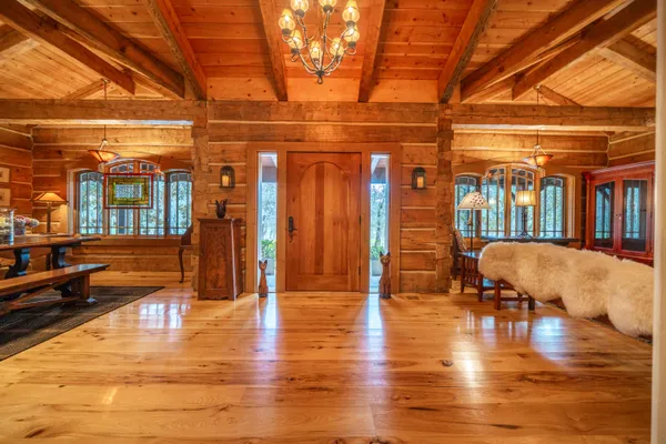$1,900,000 | 15900 El Camino Robles Road, Redding, CA 96001