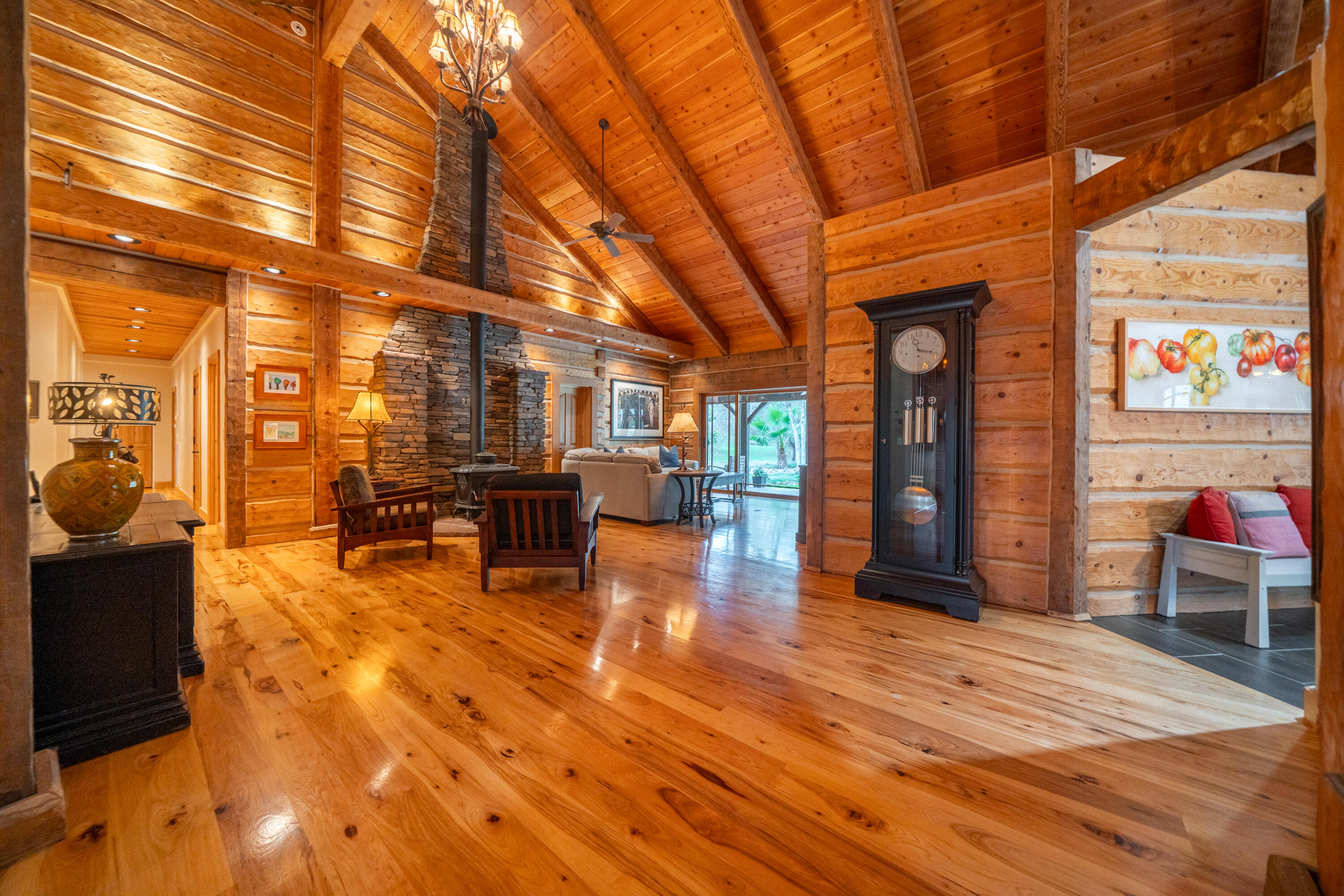 15900 El Camino Robles Road Redding, CA 96001 - Photo 21 of 116 15900 El Camino Robles Rd-39