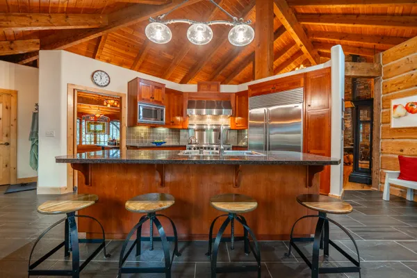 $1,900,000 | 15900 El Camino Robles Road, Redding, CA 96001