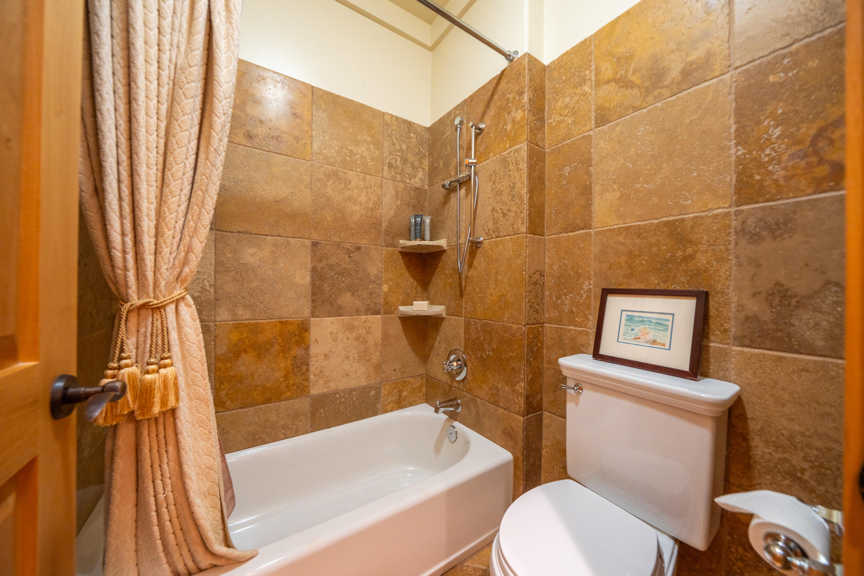 15900 El Camino Robles Road Redding, CA 96001 - Photo 45 of 117 a bathroom with a toilet and a shower