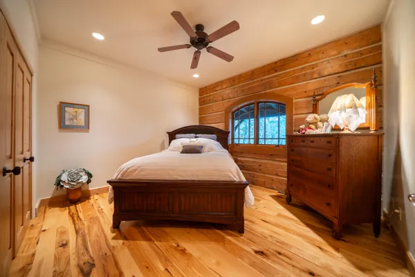 $1,900,000 | 15900 El Camino Robles Road, Redding, CA 96001