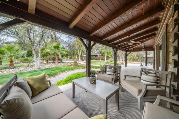 $1,900,000 | 15900 El Camino Robles Road, Redding, CA 96001